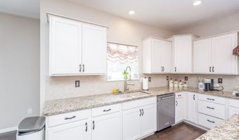 1661 Devonshire Ave, Avon, IN 46123