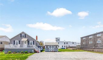6 Arbeth Ave, Narragansett, RI 02882