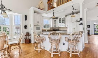 10 Pierhead Dr, Barnegat, NJ 08005