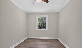 128 Englewood Dr, Archdale, NC 27263