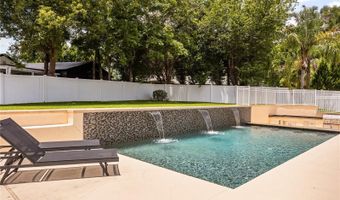 404 BARCLAY Ave, Altamonte Springs, FL 32701