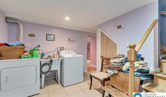 9338 Sherwood Dr, Kunkletown, PA 18058