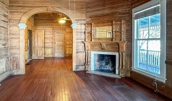 78 12th St, Apalachicola, FL 32320