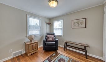 99 Lincoln St, Berlin, CT 06037