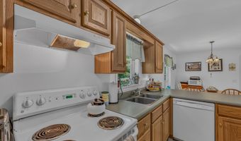 159 James St, Bethlehem, NH 03574