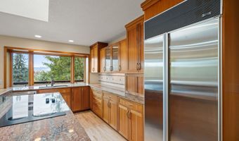 585 Nyla Ln, Ashland, OR 97520