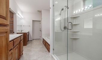 15 Binefar Ln, Hot Springs Village, AR 71909