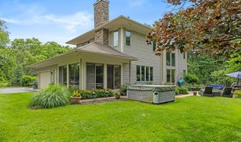 9171 Conservancy Dr NE, Ada, MI 49301