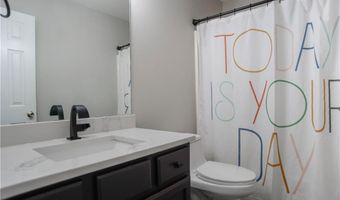 7930 River Fall Ct, Ball Ground, GA 30107