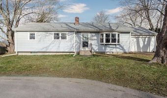 11 Granada Ter, Middletown, RI 02842