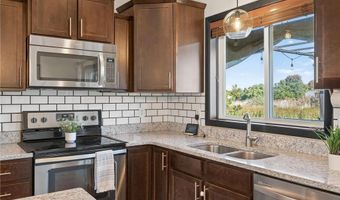 10688 51st St NE, Albertville, MN 55301