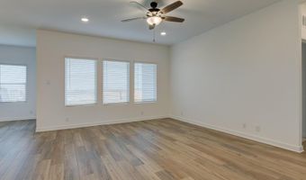 226 Brood Dr, Adkins, TX 78101