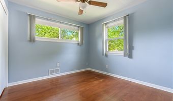 1925 Quayle Dr, Akron, OH 44312