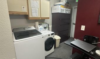 805 E Main St, Fernley, NV 89408