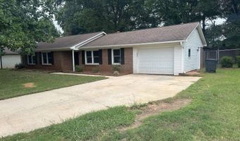 220 River Forest Dr, Boiling Springs, SC 29316