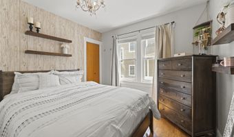 107 S Burton Pl, Arlington Heights, IL 60005