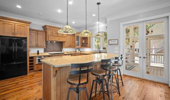 106 Coosaw Club Dr, Beaufort, SC 29907