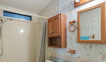 333 Loquat Dr, Barefoot Bay, FL 32976