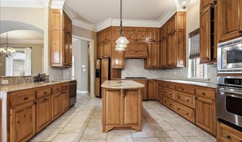 19455 Kellywood Ct, Baton Rouge, LA 70809