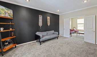 601 Woods Creek Ln, Algonquin, IL 60102