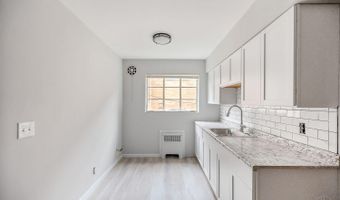 5855 Lathrop Pl, Cincinnati, OH 45224