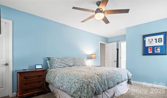 6119 Carmel Station Ave, Charlotte, NC 28226