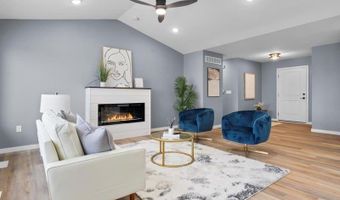 114 Cherry Ln, Riverside, IA 52327