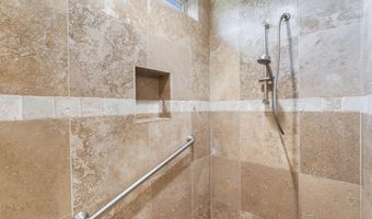 8944 E LAZYWOOD Pl, Carefree, AZ 85377