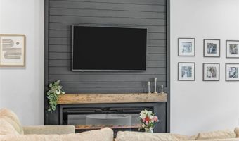 5905 SILVER SUN Dr, Apollo Beach, FL 33572