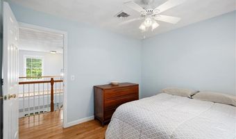 364 Orchard Woods Dr, North Kingstown, RI 02874