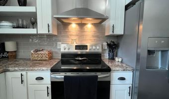 2064 Mace Dr, Albany, OH 45710