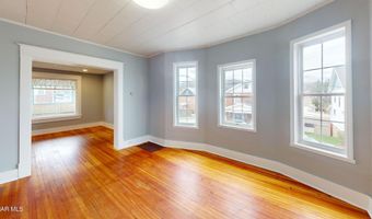 2216 4th St, Altoona, PA 16601