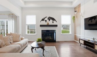 430 Pineway Dr, Ann Arbor, MI 48103