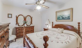 1739 Thomas Jefferson Dr, Biloxi, MS 39531