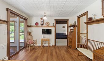 79 Buckboard Ln, Bristol, CT 06010