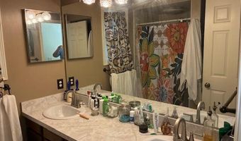 1424 Dicken Dr, Ann Arbor, MI 48103