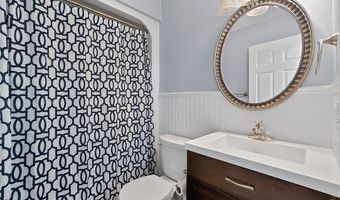 47 Stonehenge Dr, Bentonville, AR 72712