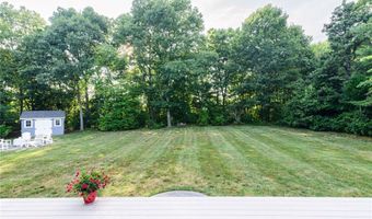 11 Kendall Ct, Charlestown, RI 02813