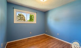 2900 Manhattan Dr, Billings, MT 59102