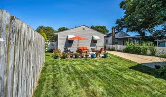 584 Stanley Rd, Akron, OH 44312