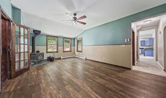 45 Carmel Rd, Bethany, CT 06524