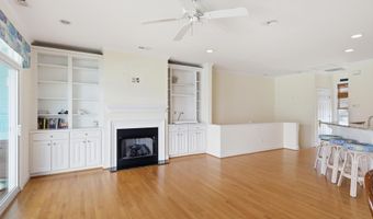 105 Winston Ave A, Atlantic Beach, NC 28512