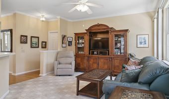 26 Fountain View Dr, Barnegat, NJ 08005