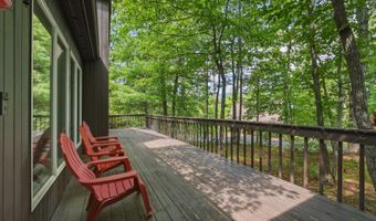 203 BRENDA Ln, Basye, VA 22810