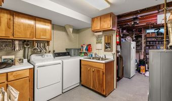 918 SE Peterson Dr, Ankeny, IA 50021