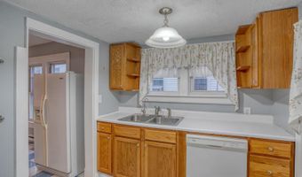 12 W MISPILLION St, Harrington, DE 19952