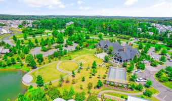 41062 LYNDALE WOODS Dr, Aldie, VA 20105