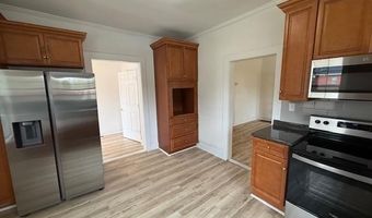 822 Chestnut St, Camden, SC 29020