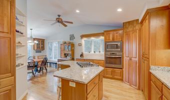 7422 Loy Rd, Arena, WI 53503