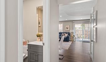 2504 WINDBREAK Dr, Alexandria, VA 22306